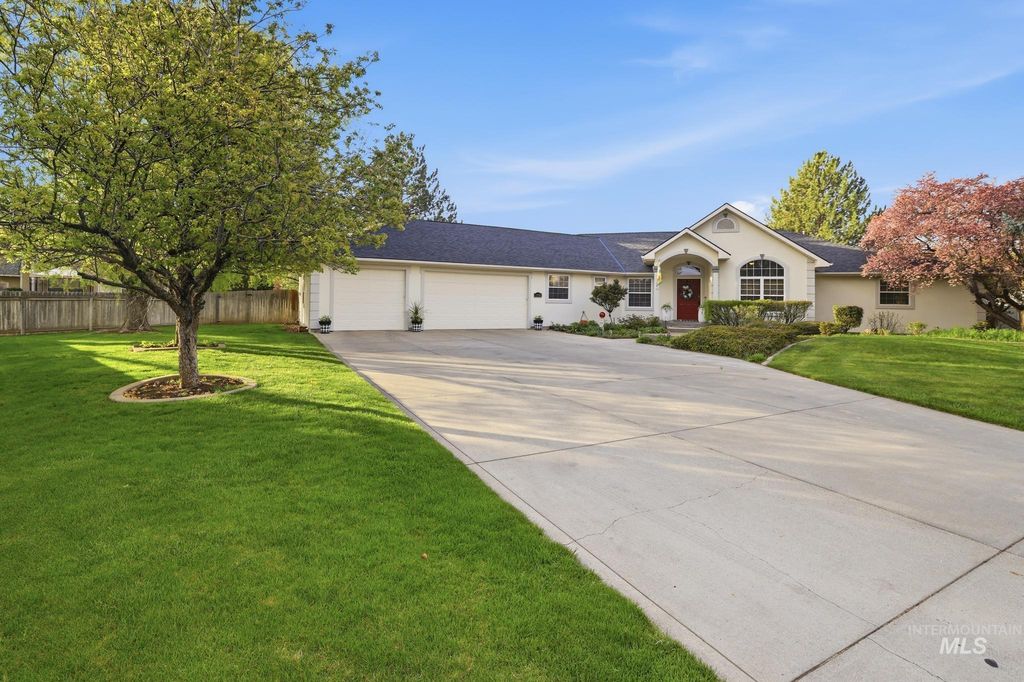 1990 Candleridge Dr, Twin Falls, ID 83301