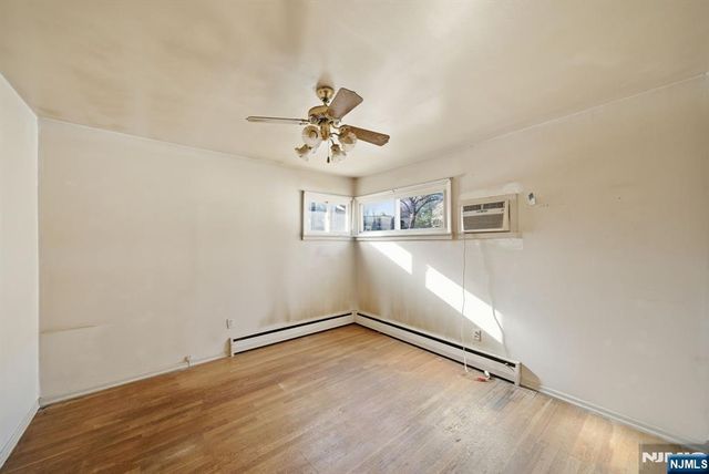 23 Colgate Road, Oakland, NJ 07436