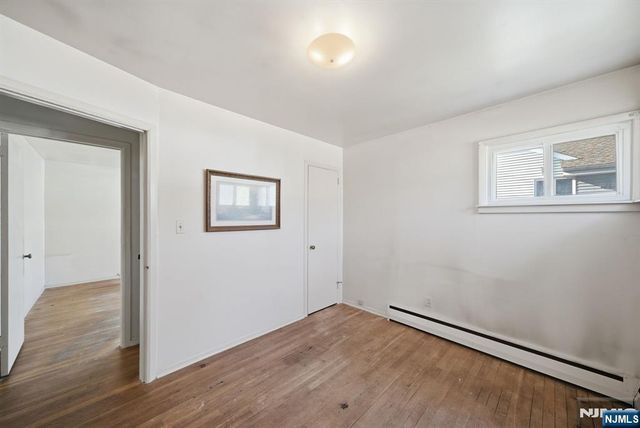 23 Colgate Road, Oakland, NJ 07436