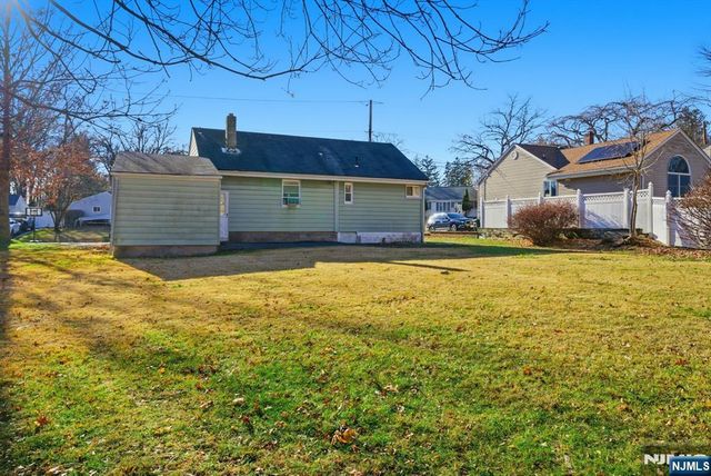 23 Colgate Road, Oakland, NJ 07436