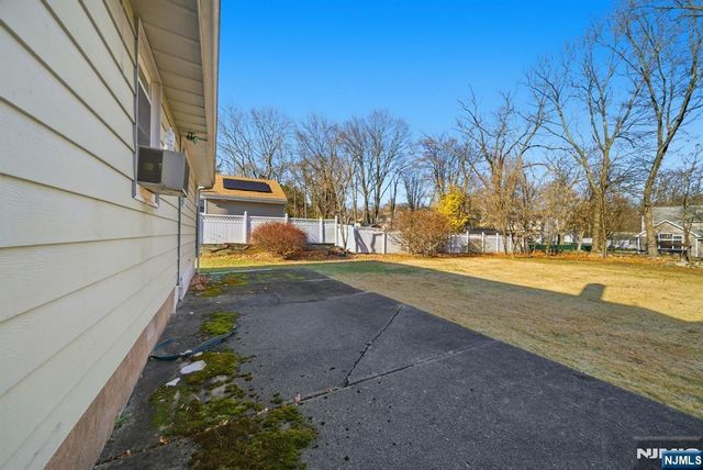 23 Colgate Road, Oakland, NJ 07436