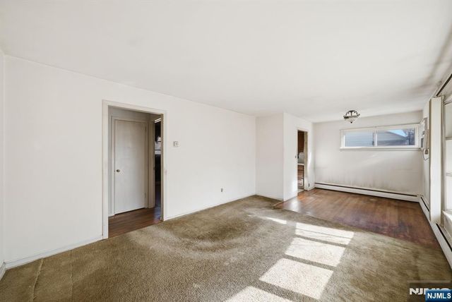 23 Colgate Road, Oakland, NJ 07436