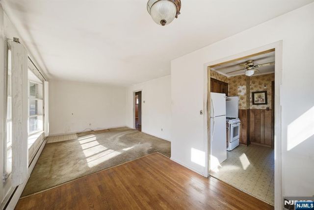 23 Colgate Road, Oakland, NJ 07436