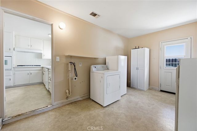 610 Ridgefield Drive, Claremont, CA 91711