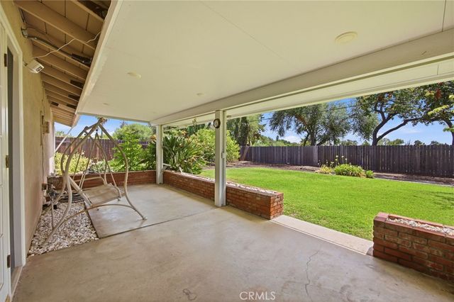 610 Ridgefield Drive, Claremont, CA 91711