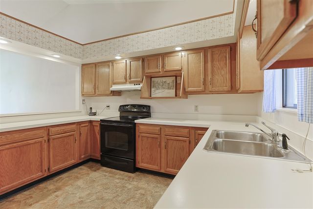 208 Christiana Drive, Niles, MI 49120