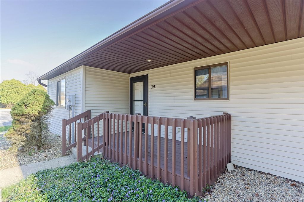 208 Christiana Drive, Niles, MI 49120