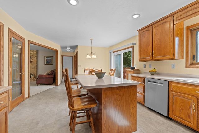 N1357 TUCKAWAY COURT, Greenville, WI 54942