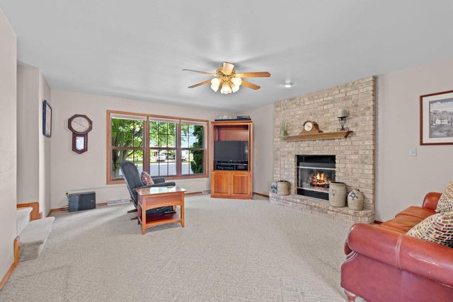 N1357 TUCKAWAY COURT, Greenville, WI 54942