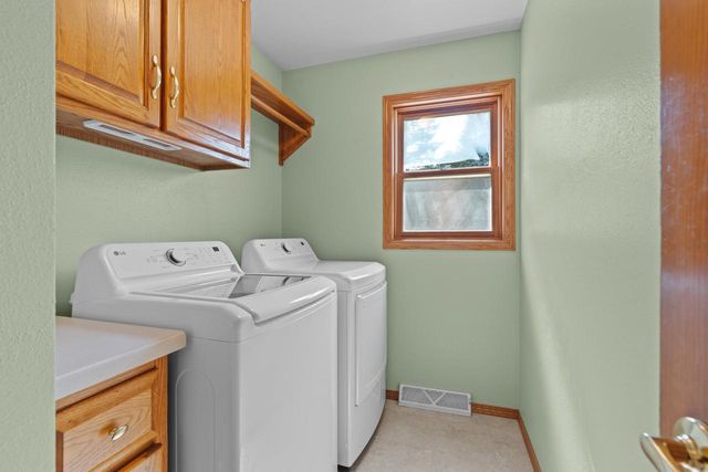 N1357 TUCKAWAY COURT, Greenville, WI 54942