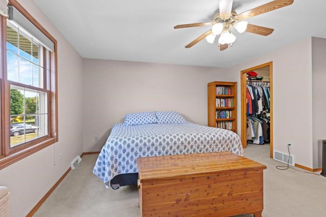 N1357 TUCKAWAY COURT, Greenville, WI 54942
