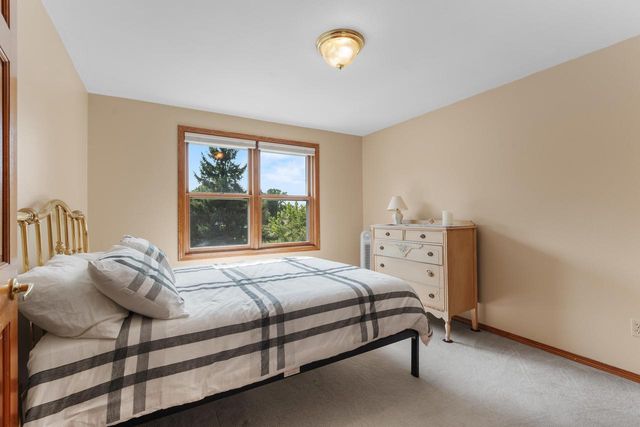 N1357 TUCKAWAY COURT, Greenville, WI 54942