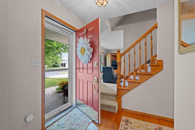 N1357 TUCKAWAY COURT, Greenville, WI 54942