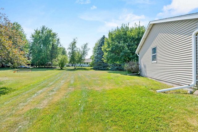 N1357 TUCKAWAY COURT, Greenville, WI 54942