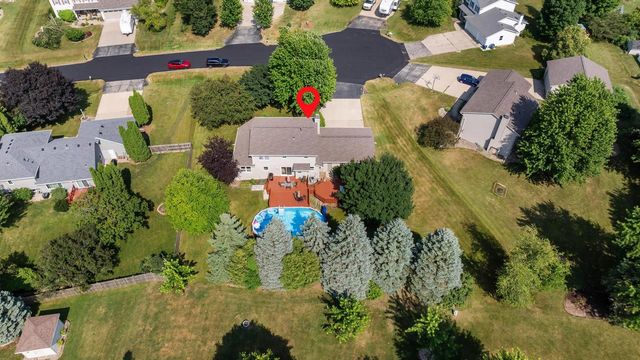 N1357 TUCKAWAY COURT, Greenville, WI 54942