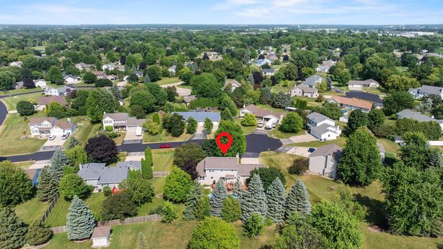 N1357 TUCKAWAY COURT, Greenville, WI 54942