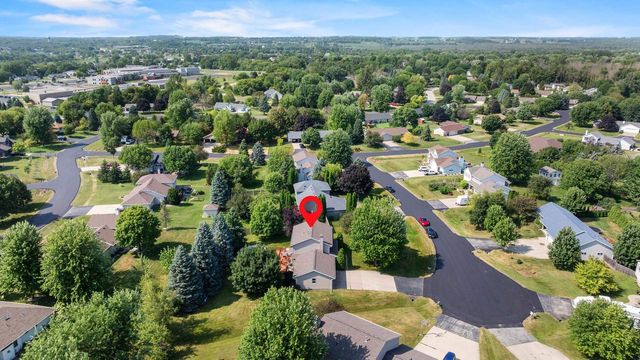 N1357 TUCKAWAY COURT, Greenville, WI 54942