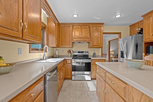 N1357 TUCKAWAY COURT, Greenville, WI 54942
