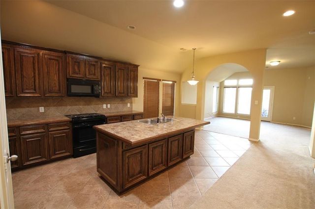 4510 Long Creek Drive, Fresno, TX 77545
