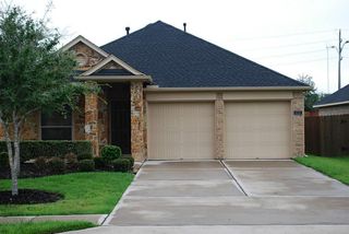 4510 Long Creek Drive, Fresno, TX 77545