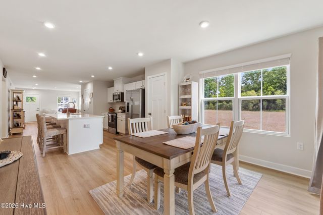 2061 Parow Lane NW, Calabash, NC 28467