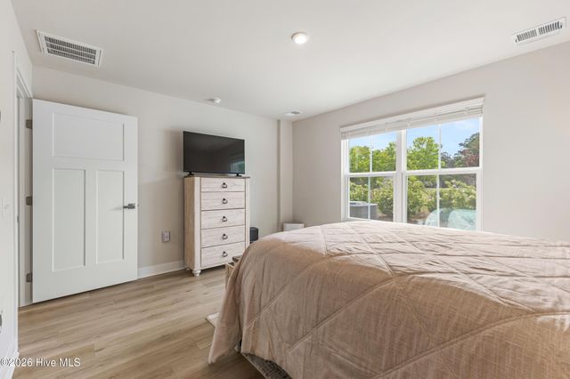 2061 Parow Lane NW, Calabash, NC 28467