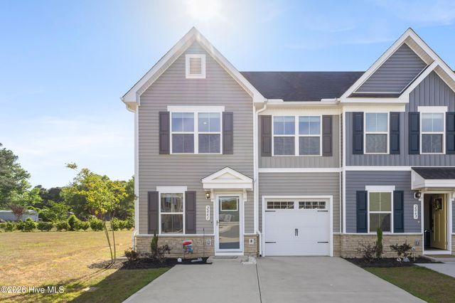 2061 Parow Lane NW, Calabash, NC 28467