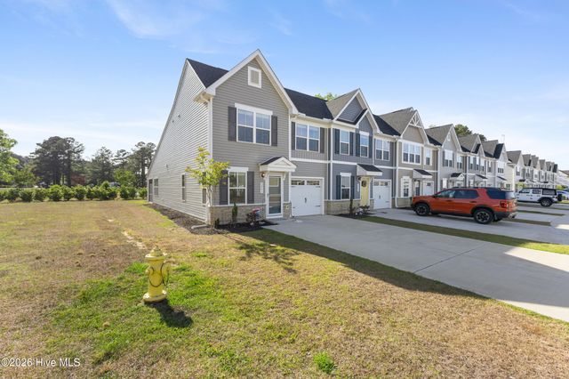 2061 Parow Lane NW, Calabash, NC 28467