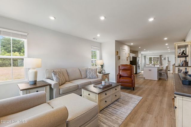 2061 Parow Lane NW, Calabash, NC 28467