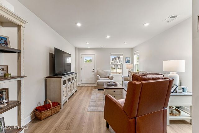 2061 Parow Lane NW, Calabash, NC 28467