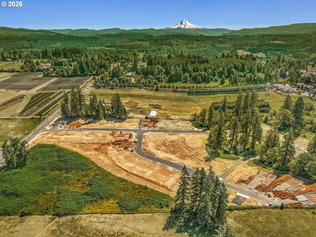 14633 Huckleberry Ave, Sandy, OR 97055