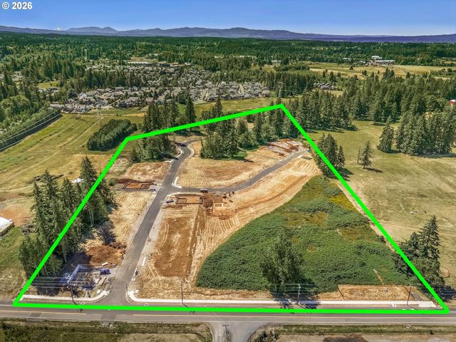 14633 Huckleberry Ave, Sandy, OR 97055
