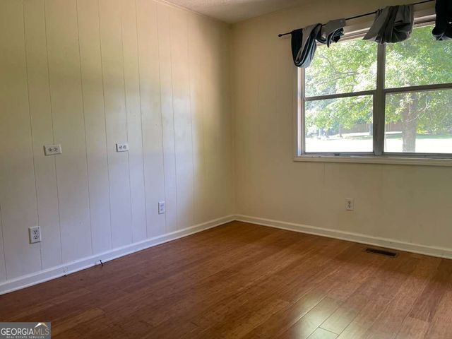 1071 Dials Mill SPUR, Statham, GA 30666