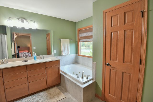 5386 99th Street, Pleasant Prairie, WI 53158