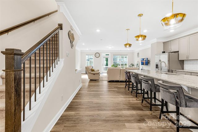 10252 Glenmere Creek Circle, Charlotte, NC 28262