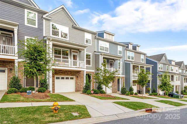 10252 Glenmere Creek Circle, Charlotte, NC 28262