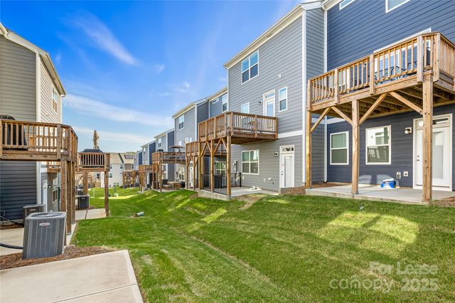10252 Glenmere Creek Circle, Charlotte, NC 28262