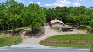 911 Highway 86, Lampe, MO 65681