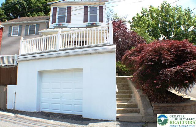 1020 Moravia Street, Lower Saucon Twp, PA 18015