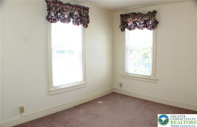 1020 Moravia Street, Lower Saucon Twp, PA 18015