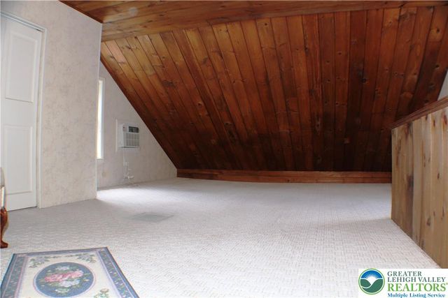 1020 Moravia Street, Lower Saucon Twp, PA 18015