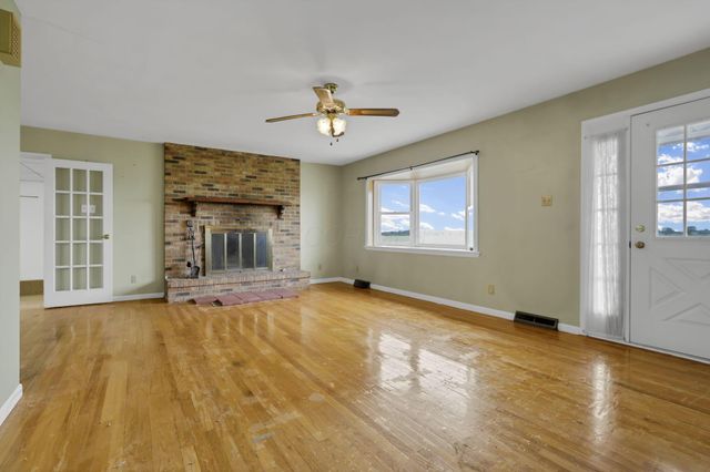 4849 Campbell Road, Ashville, OH 43103