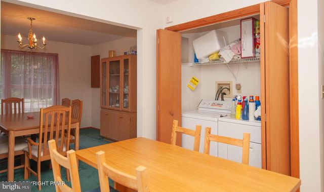 3216 CARLISLE CT, Bushkill, PA 18324