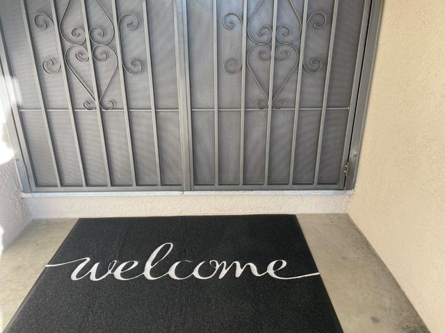 61 Saratoga Cir, Sacramento, CA 95864