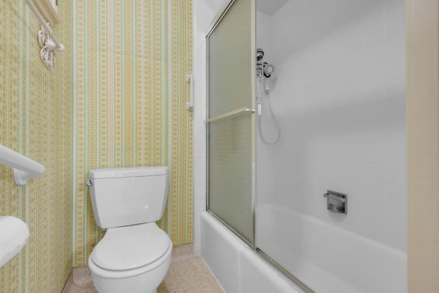 61 Saratoga Cir, Sacramento, CA 95864