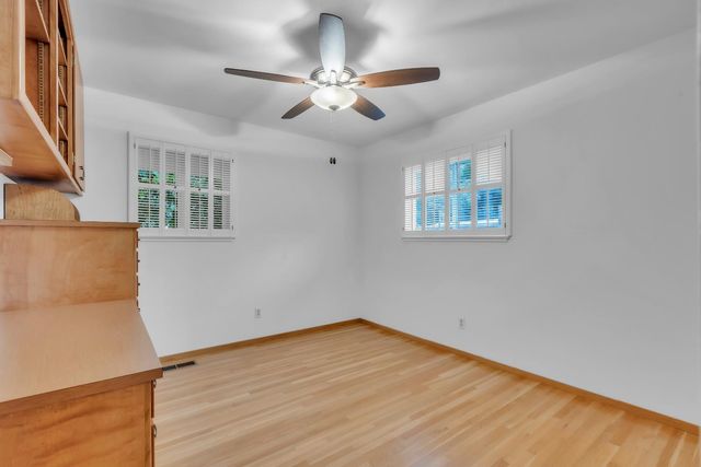 61 Saratoga Cir, Sacramento, CA 95864