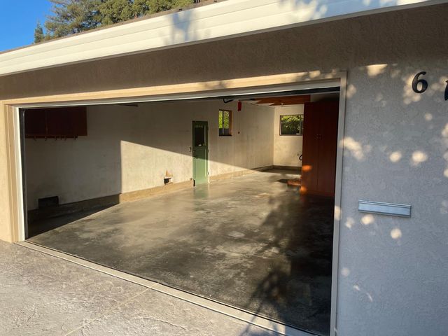 61 Saratoga Cir, Sacramento, CA 95864