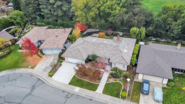 61 Saratoga Cir, Sacramento, CA 95864