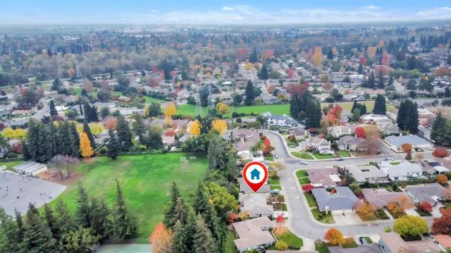 61 Saratoga Cir, Sacramento, CA 95864