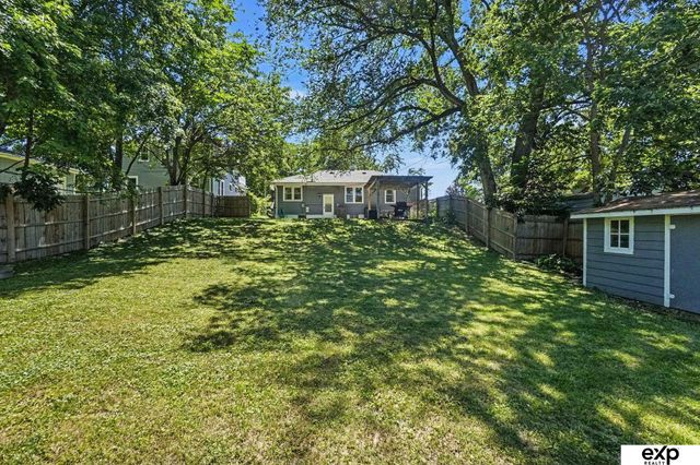 6456 Parker Street, Omaha, NE 68104